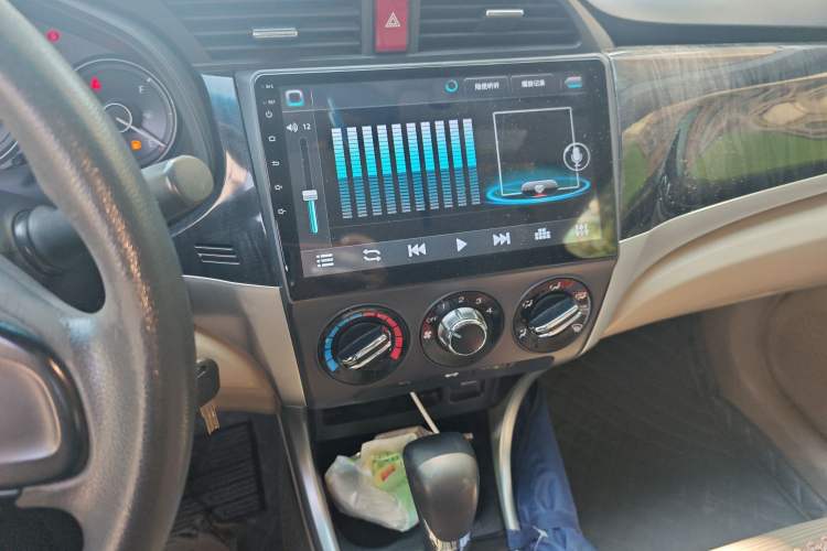 Used Honda Crider 2013 1.8L automatic comfort version
