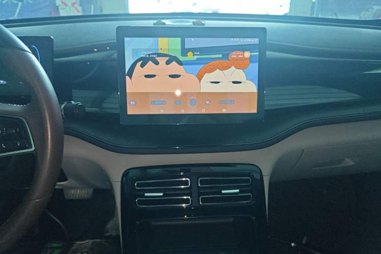 Used BYD Qin PLUS 2023 Champion Edition DM-i 55KM Leading Model Audio And AC Panel