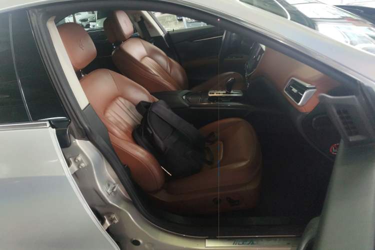 Used Maserati Ghibli 2014 3.0T Standard Edition Right Front Seat