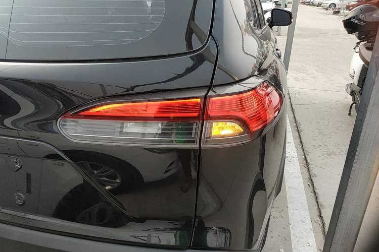 Used Toyota Corolla Cross 2022 2.0L Deluxe Edition
