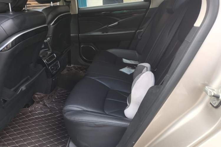 Used Geely Auto Emgrand GT 2015 1.8T Premium Model Left Rear Seat