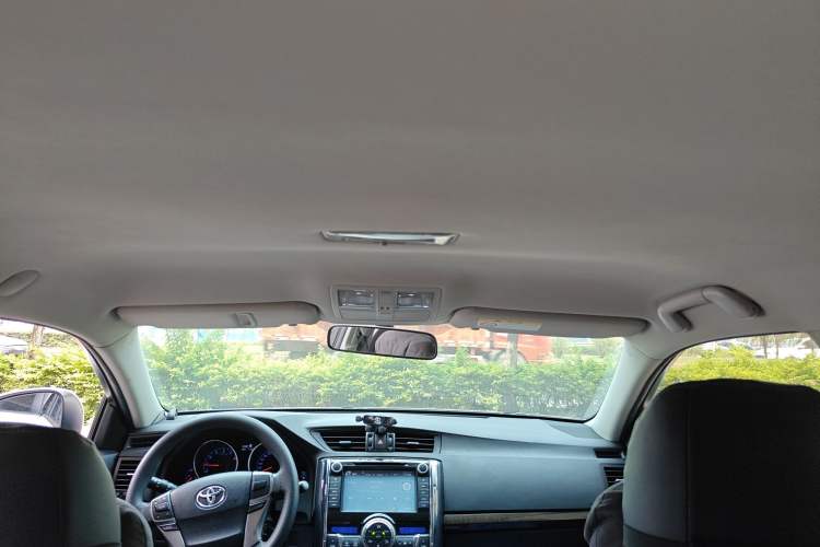 Used Toyota Reiz 2013 2.5S Elite Edition Headliner