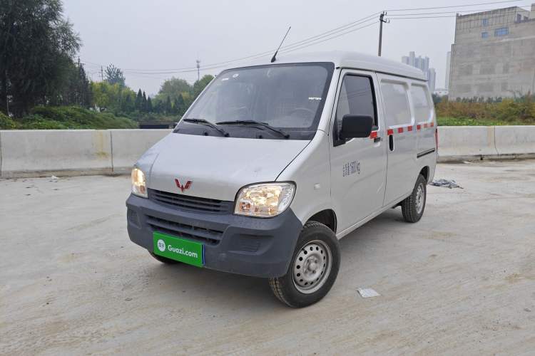 Used Wuling Zhiguang 2023 1.5L Utility Version with Enclosed Windows 2 Seats