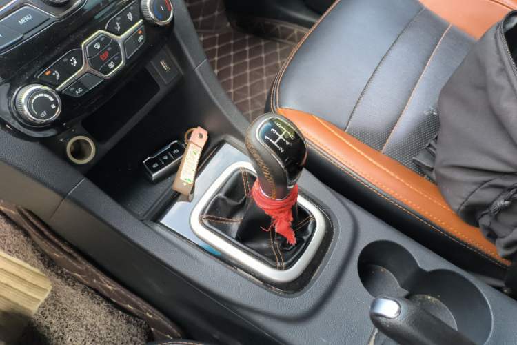 Used Karry K60 2018 1.5L Manual Sunroof Version