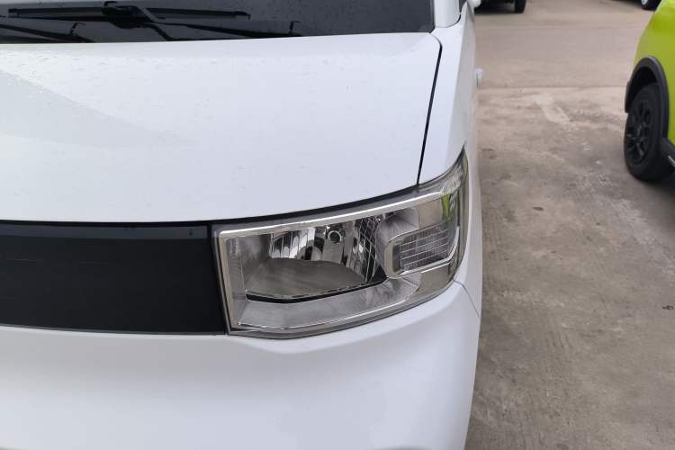 Used Wuling Hongguang MINIEV 2020 Zizai Version Lithium-NMC Left Front Headlight