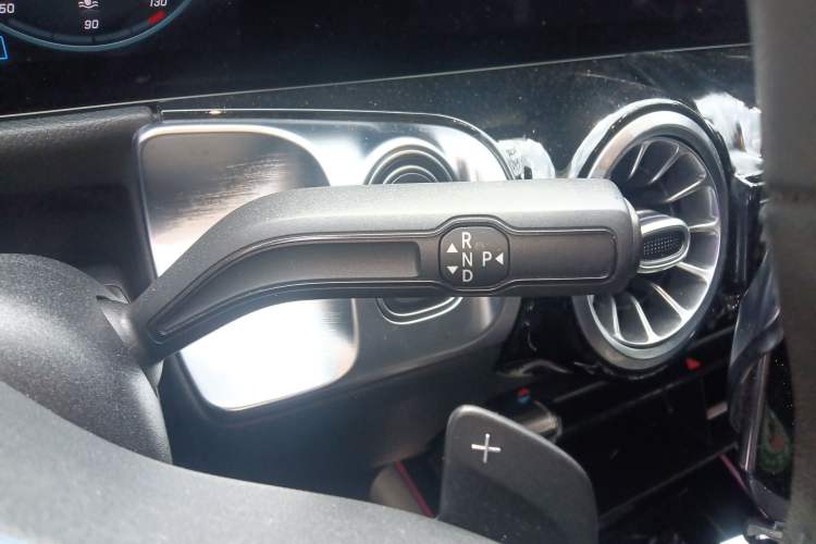 Used Mercedes-Benz GLB 2021 GLB 200 Fashion Model
