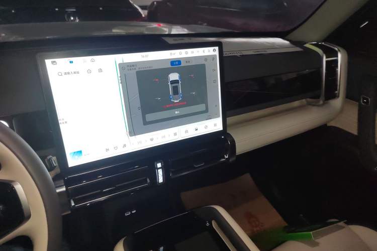 Used iCAR 03 2024 472km Four-Wheel Drive Long-Range Version
