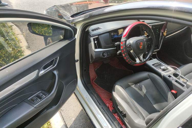 Used Roewe i6 New Energy 2017 45T Hybrid Connect & Smart Enjoyment Edition Driver Seat