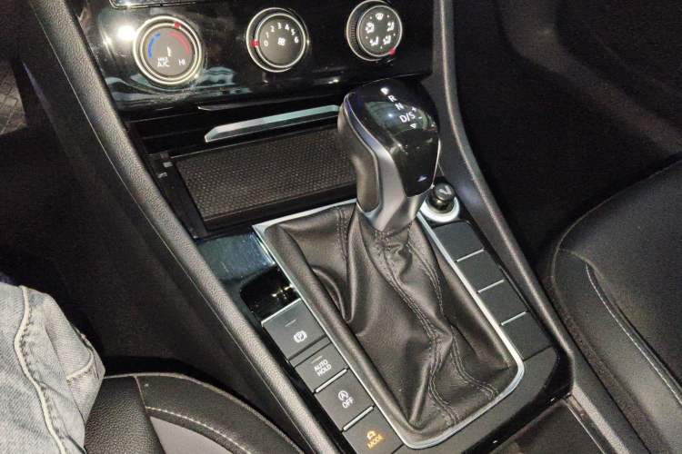 Used Volkswagen Sagitar 2019 280TSI DSG Comfort Version China VI Standard
