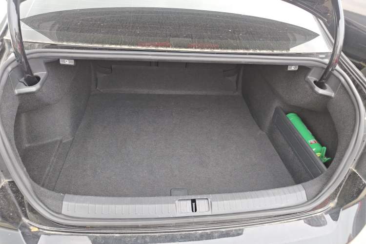 Used Volkswagen Magotan 2020 380TSI DSG Luxury Version Trunk