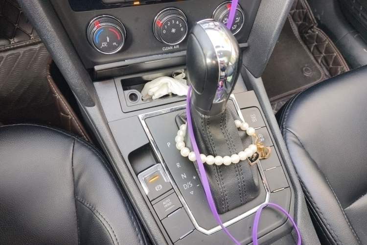 Used Volkswagen Lamando 2019 230TSI DSG Fashion Edition China VI