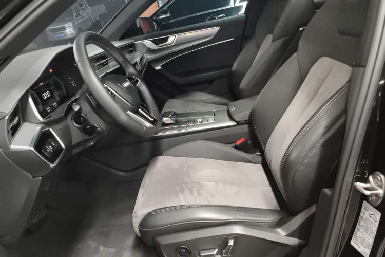 Used Audi A6L 2023 40 TFSI Luxury Dynamic Model