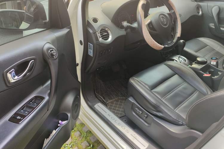 Used Renault Koleos 2014 Revised Version 2.5L Two-Wheel Drive Urban Edition
