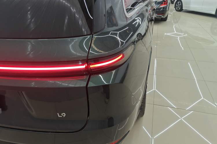 Used Li Auto L9 2022 Max model
