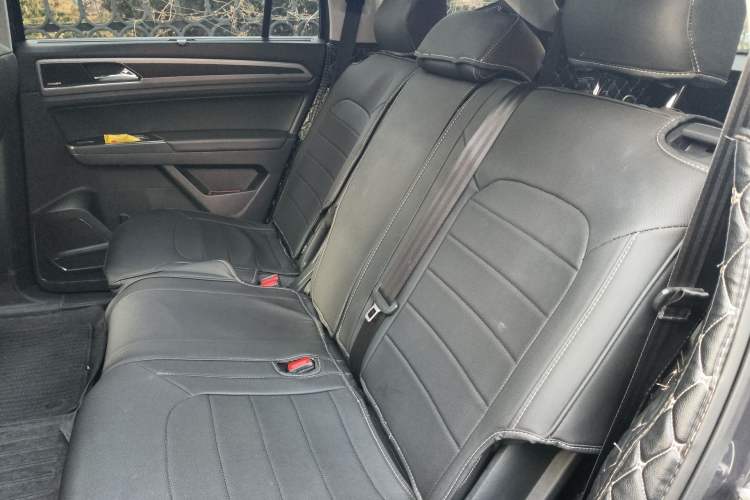 Used Volkswagen Teramont 2017 380TSI Four-Wheel Drive Flagship Edition Left Rear Seat