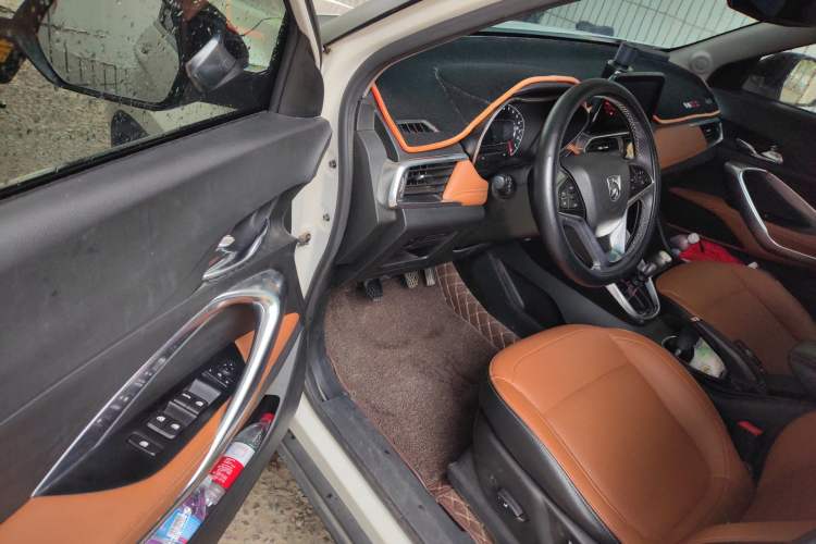 Used Baojun 510 2017 1.5L Manual Luxury Model Driver Seat