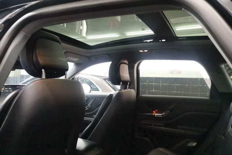 Used Lincoln Corsair 2020 2.0T Two-Wheel Drive Luxury Edition Headliner