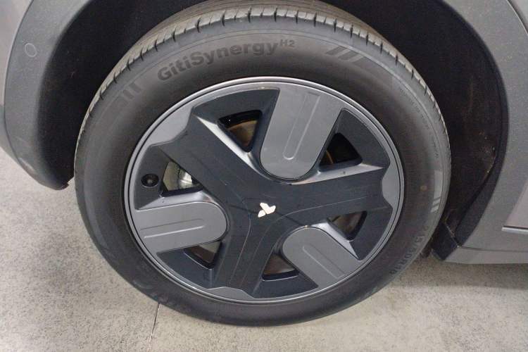 Used firefly 2025 Illuminated Edition
