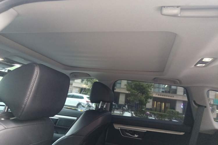 Used Honda CR-V 2021 240TURBO CVT Two-Wheel Drive Urban Edition Headliner