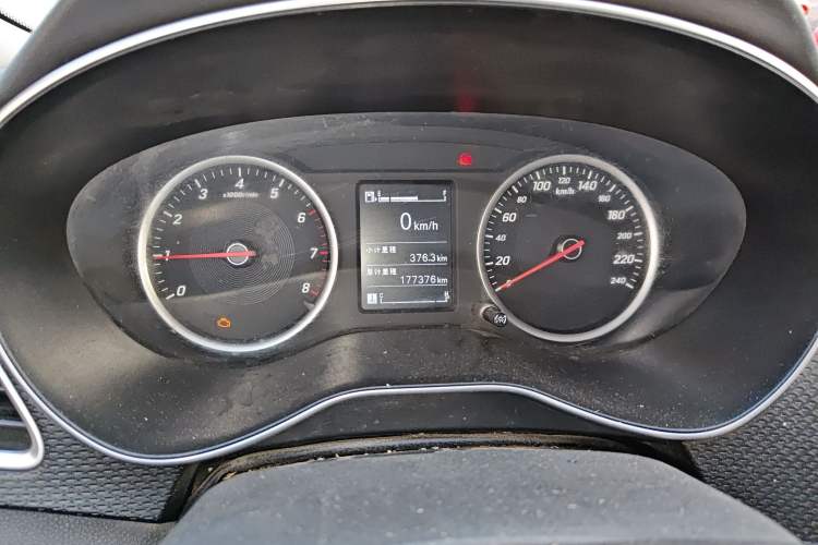 Used Baojun 730 2021 1.5L Manual Fashion Version 7 Seats