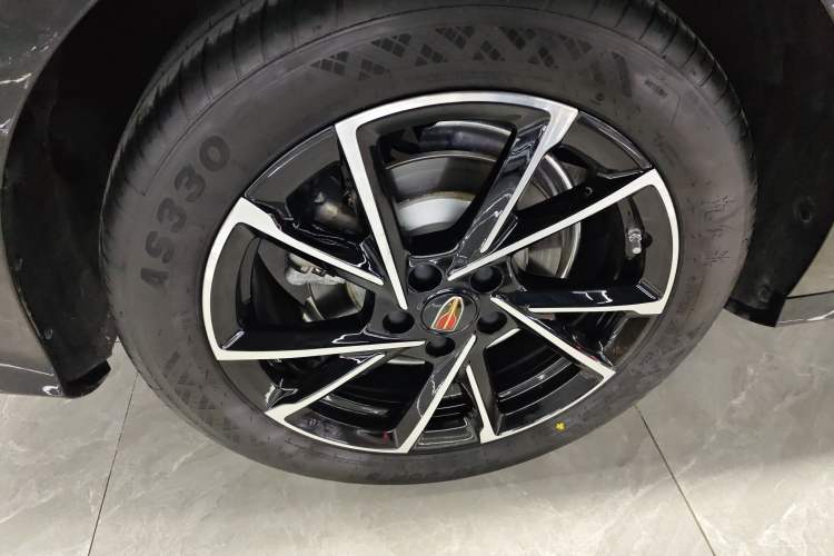 Used Hongqi H6 2024 2.0T ZhiMei Edition
