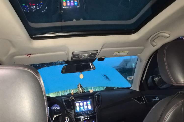 Used CHANGAN CS75 2017 Shangku Edition 1.5T Manual ZhiXiang Model