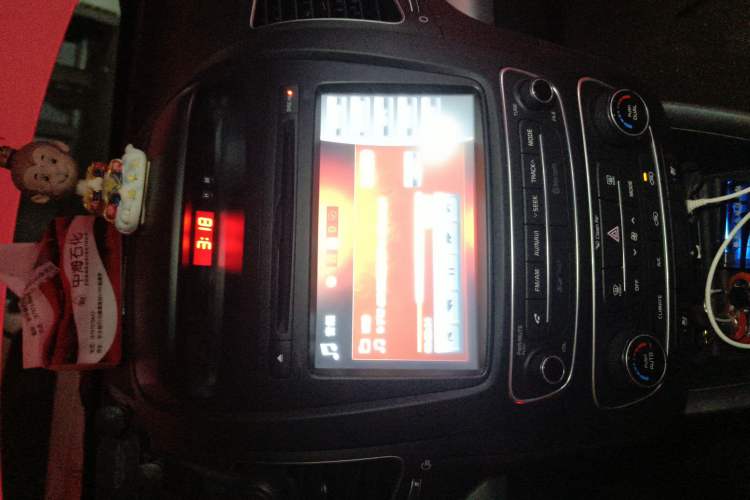 Used Kia Sorento 2013 2.2T 5-Seater Diesel Supreme Edition
