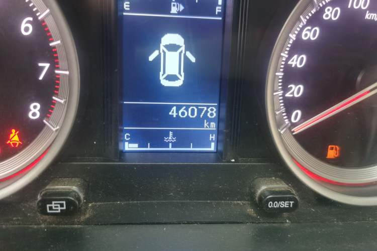 Used FORTHING Joyear X5 2019 1.6L Manual Happiness Edition Odometer Close Up