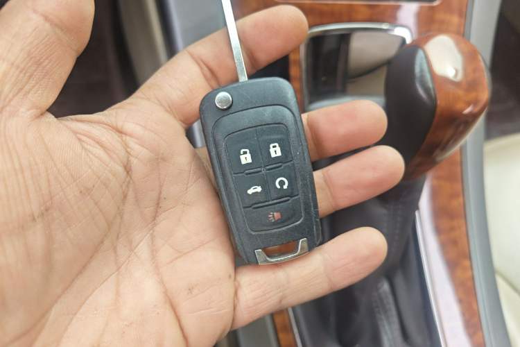 Used Buick LaCrosse 2012 2.4L SIDI Luxury Edition