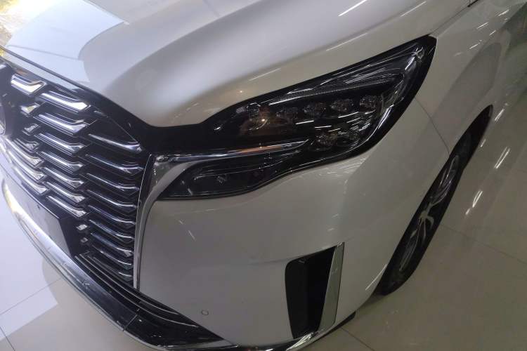 Used Buick GL8 2023 ES Lu Zun Deluxe Model Left Front Headlight