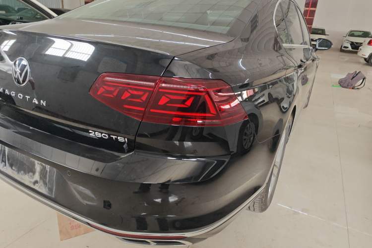 Used Volkswagen Magotan 2025 Zhongxiang Version 280TSI DSG Comfort Edition