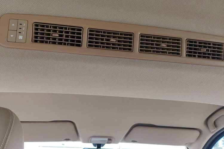 Used Wuling Hongguang 2018 1.5L S Comfort Model L2B Headliner