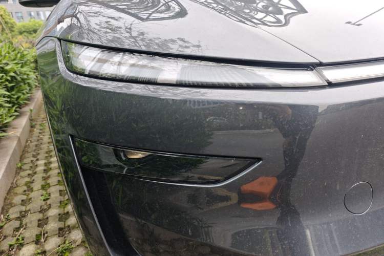 Used Tesla Model Y 2025 Rear-Wheel Drive First Edition