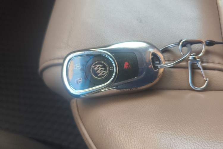 Used Buick GL8 2017 ES 28T Premium Version China V Standard