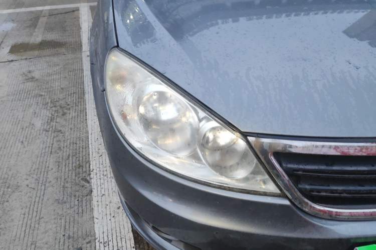 Used Volkswagen Lavida 2011 1.6L Manual Joy Version Right Front Headlight