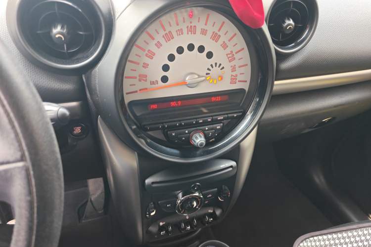 Used MINI Countryman 2011 1.6L ONE
