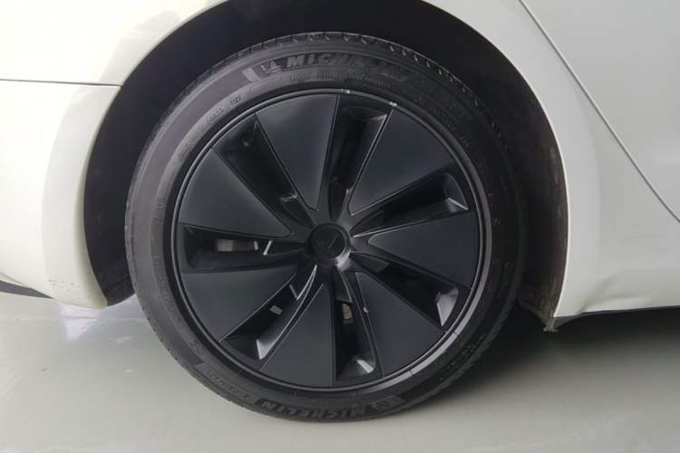 Used Tesla Model 3 2023 Rear-Wheel-Drive Version

