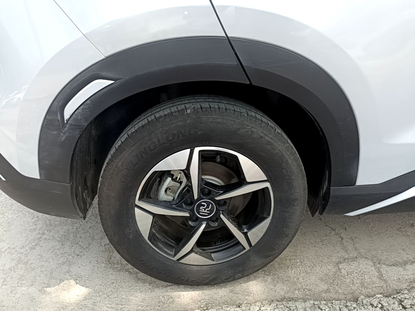 BYD Yuan UP 2024 401KM Beyond Edition — снимка 11