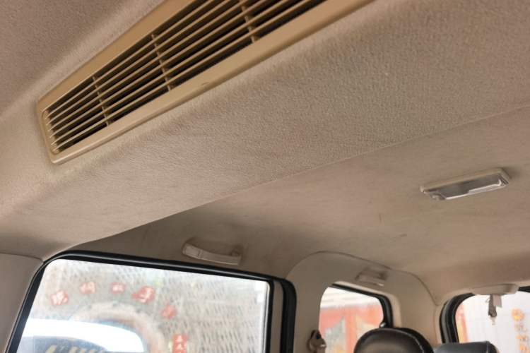 Used Dongfeng Fengon 330 2016 1.5L Manual Enjoyment Model DK15