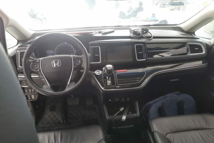 Used Honda Elysion 2019 2.0L Hybrid Luxury Edition