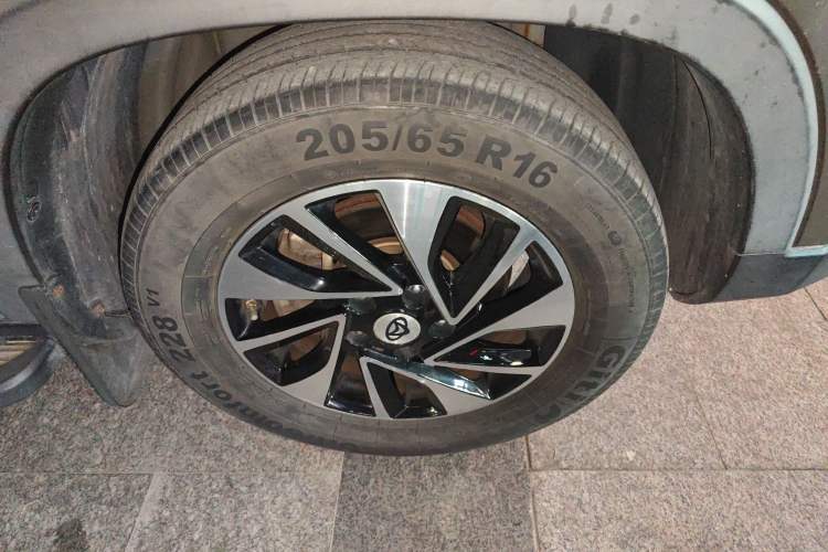 Used CHANGAN OSHAN X70A 2018 1.5L Manual Luxury Model
