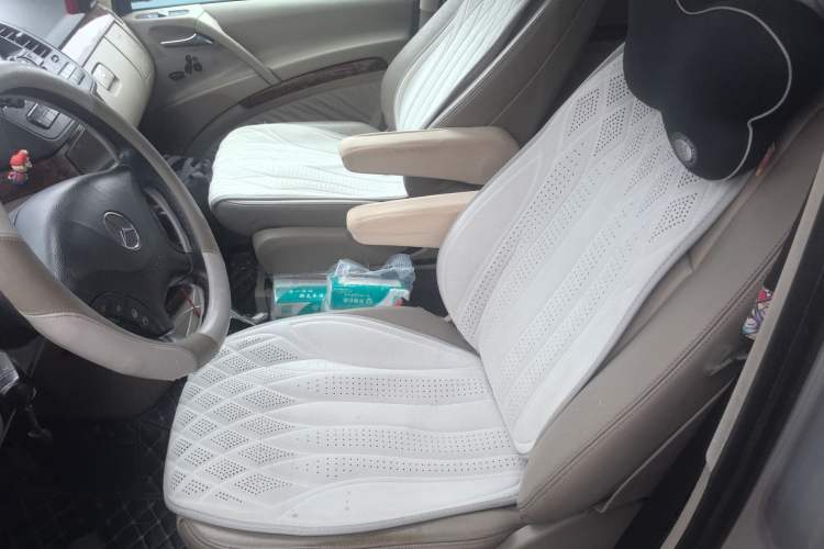 Used Mercedes-Benz Viano 2011 2.5L Prestige Edition