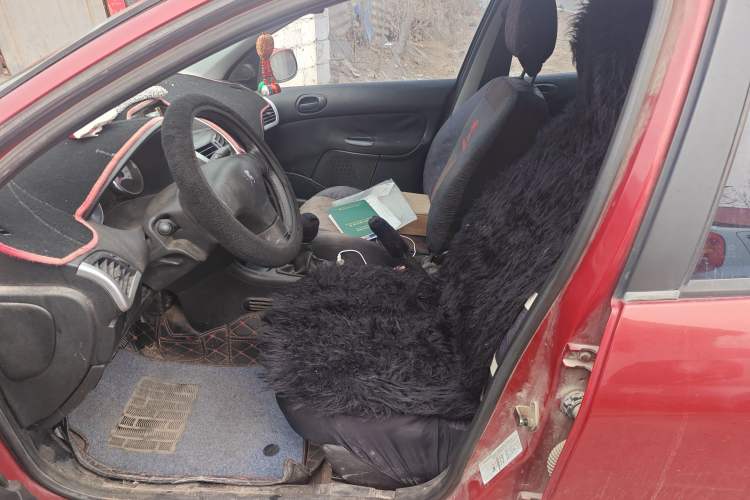 Used Peugeot 207 2011 Sedan 1.4L Manual Yule Edition Left Front Seat