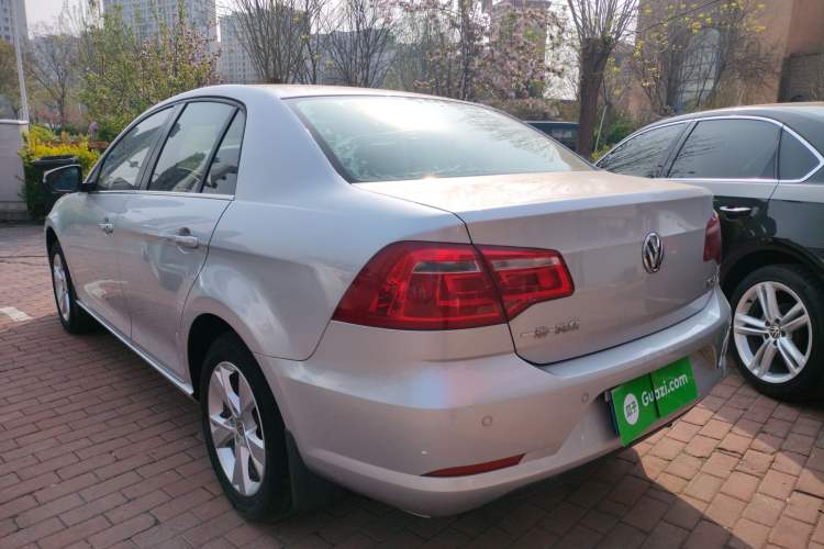 Used Volkswagen Bora 2014 1.6L Automatic Comfort Model Rear Left 45 Deg