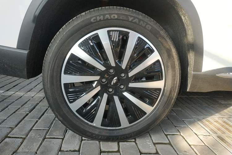 Used Chery Fengyun T8 2025 1.5T 130 km Comfort Edition 7-Seater
