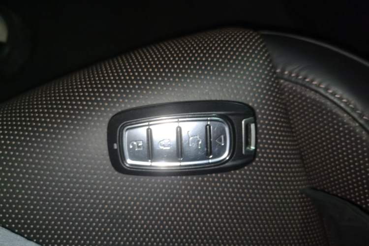 Used Mazda Mazda 3 Axela 2020 1.5L Automatic Luxury Version