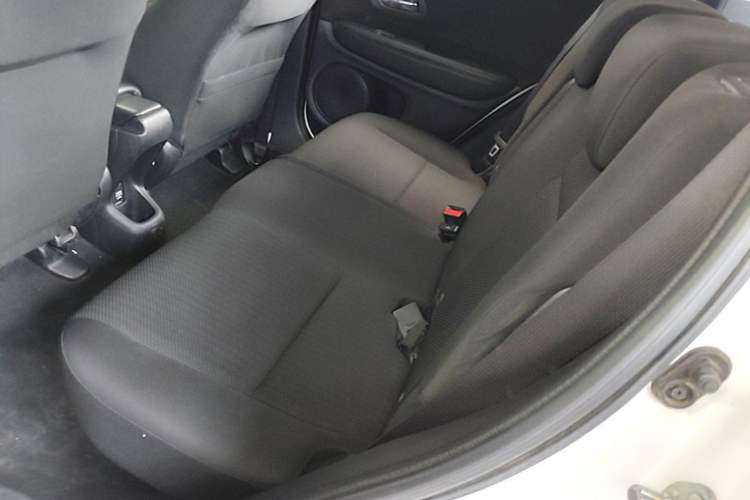 Used Honda Vezel 2015 1.5L CVT two-wheel drive Comfort trim
