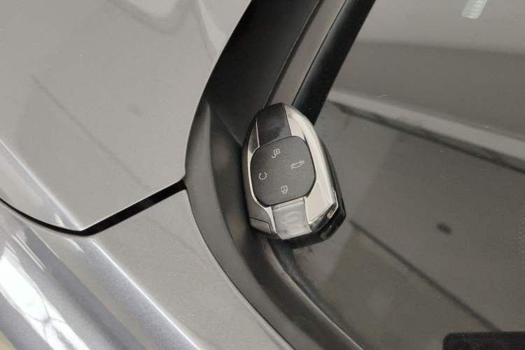 Used GAC Trumpchi EMPOW 2021 270T DCT J15 Version Vehicle Key