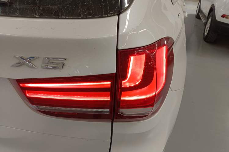 Used BMW X5 2017 xDrive28i