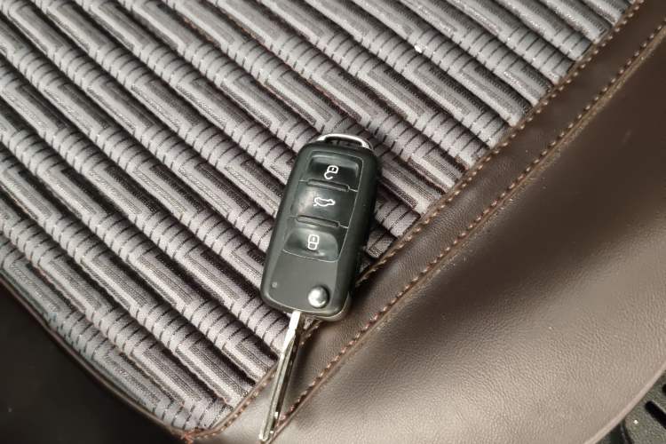 Used Volkswagen Lavida 2019 Lavida Start 1.5L Automatic Trendy Version China VI Standard Vehicle Key